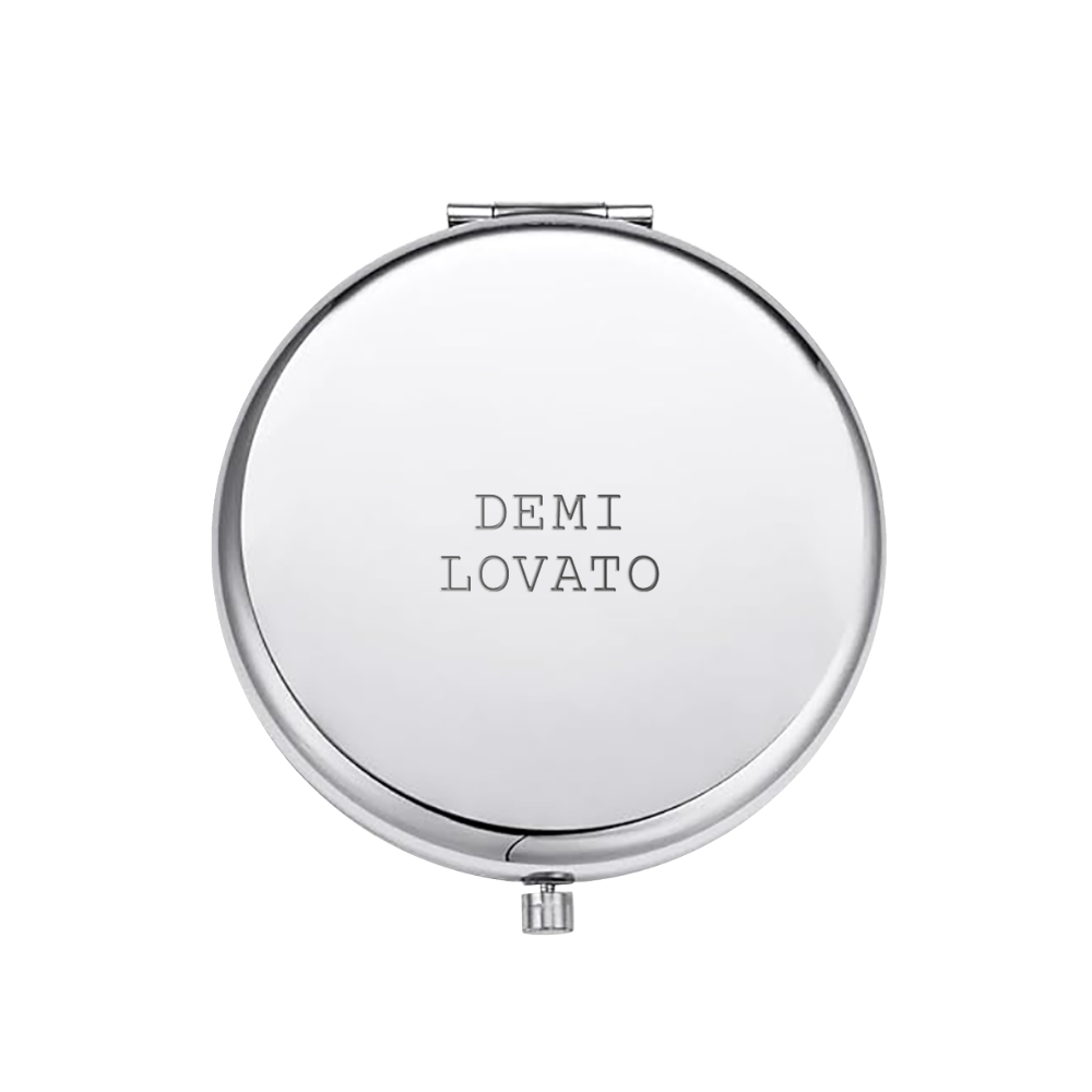 Demi Lovato - KISS COMPACT